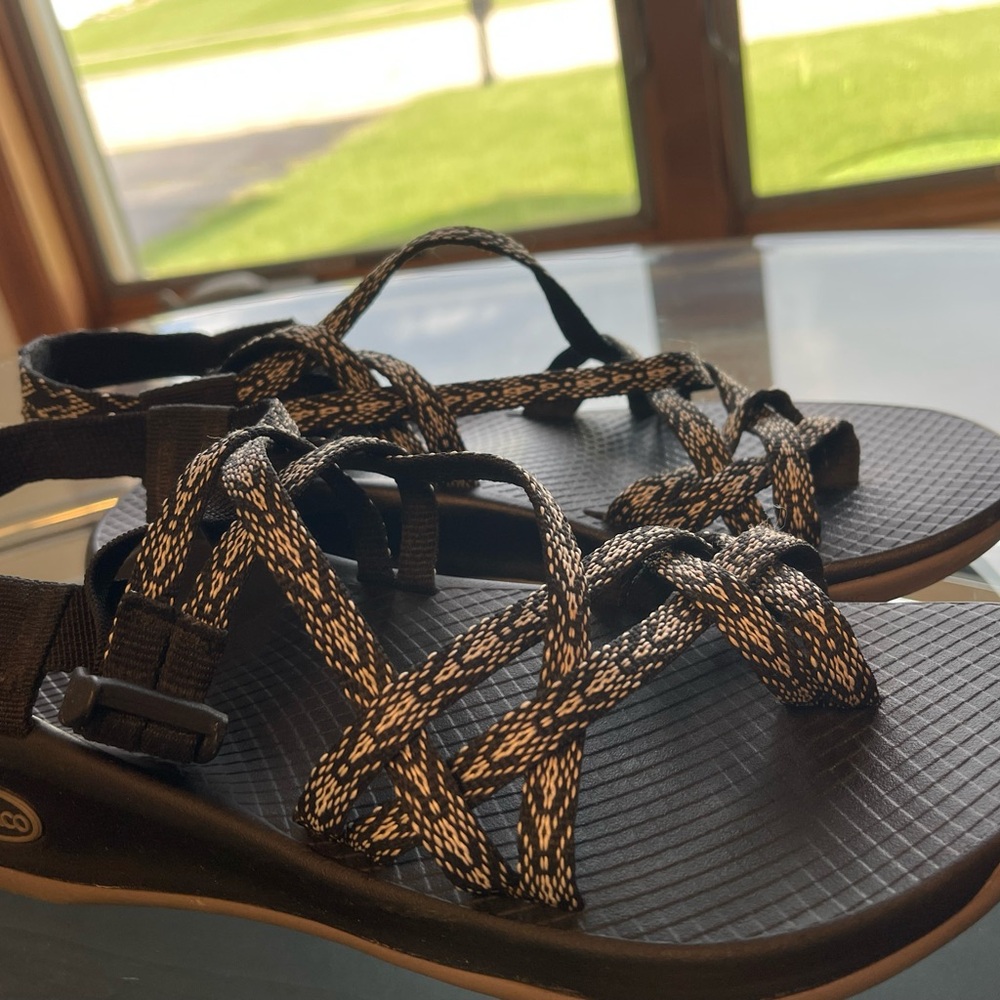 Chaco sandals size 8 - Picture 2 of 5